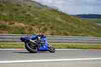 cadwell-no-limits-trackday;cadwell-park;cadwell-park-photographs;cadwell-trackday-photographs;enduro-digital-images;event-digital-images;eventdigitalimages;navarra;no-limits-trackdays;peter-wileman-photography;racing-digital-images;trackday-digital-images;trackday-photos